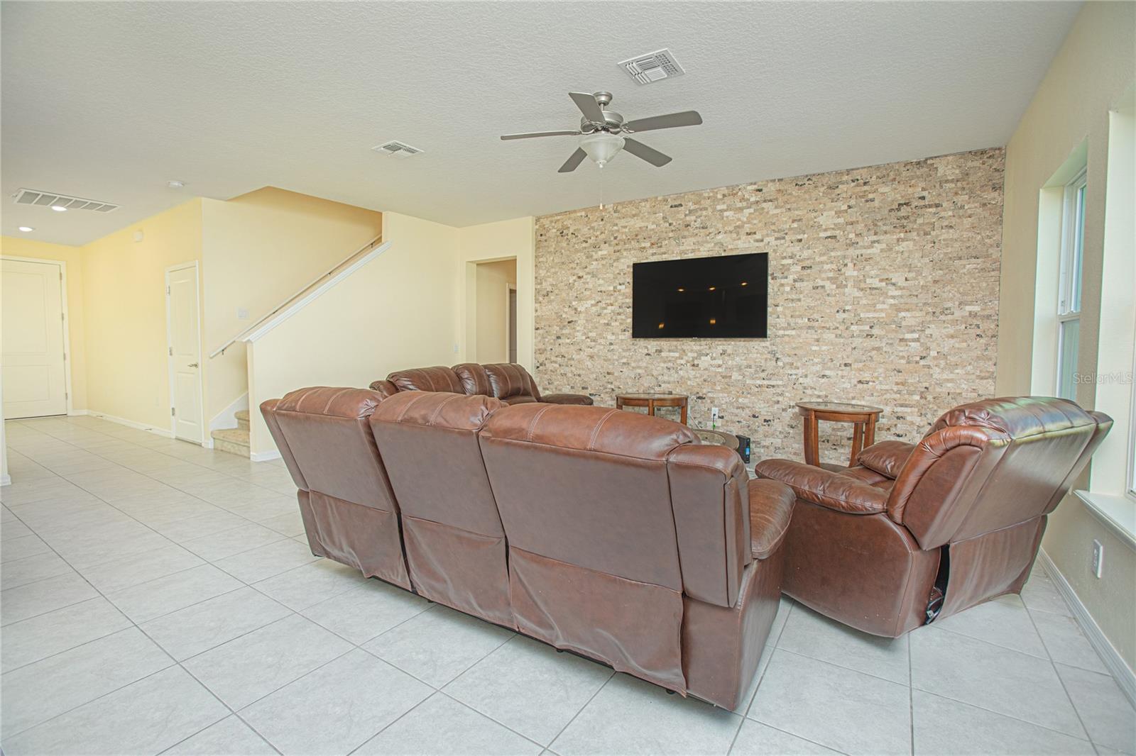 14166 DOVE HOLLOW DR, ORLANDO, FL, 32824