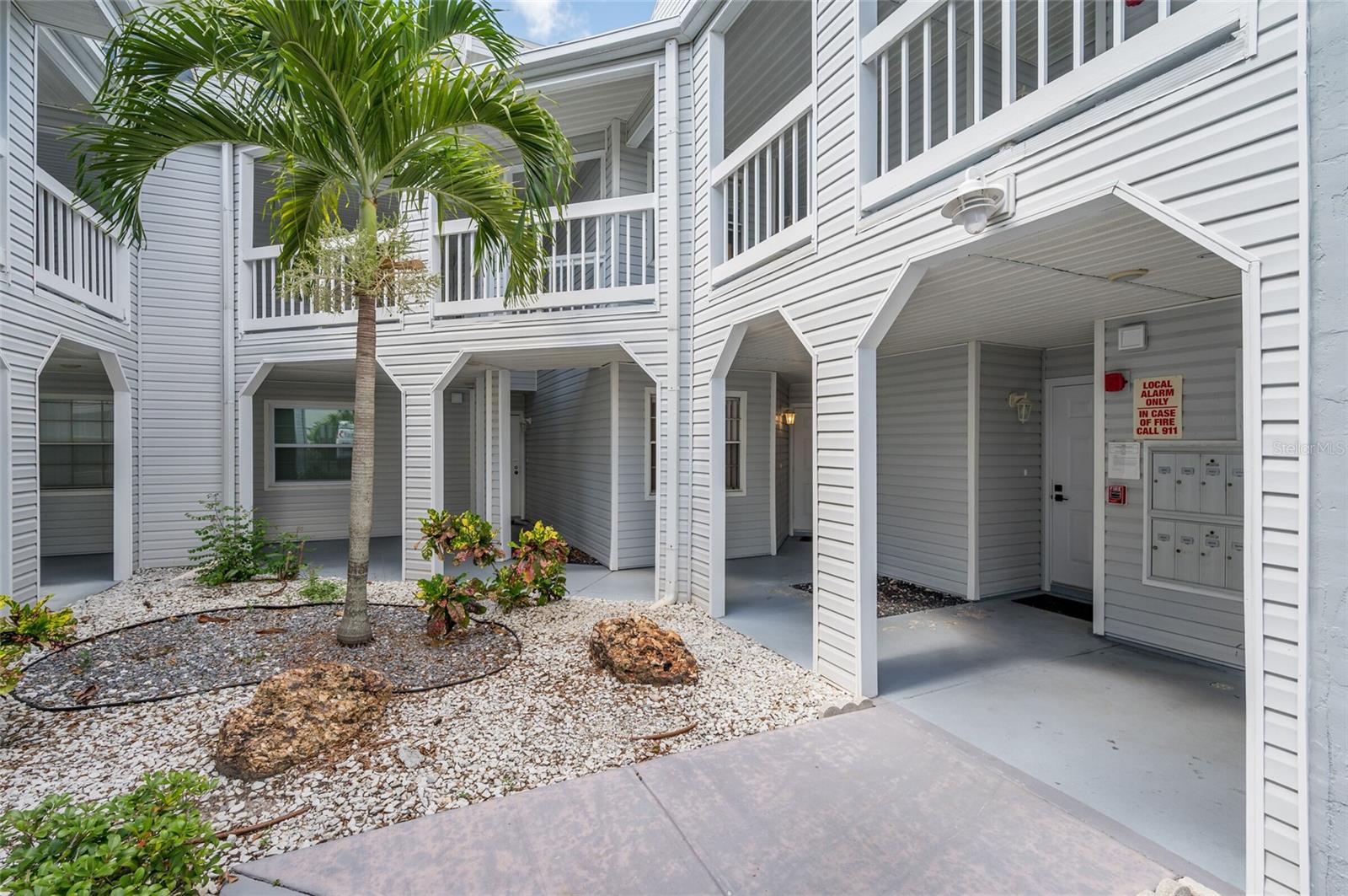 6939 STONES THROW CIR N #6102, ST PETERSBURG, FL, 33710