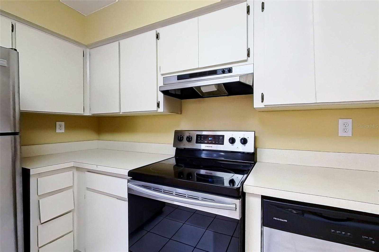 6939 STONES THROW CIR N #6102, ST PETERSBURG, FL, 33710