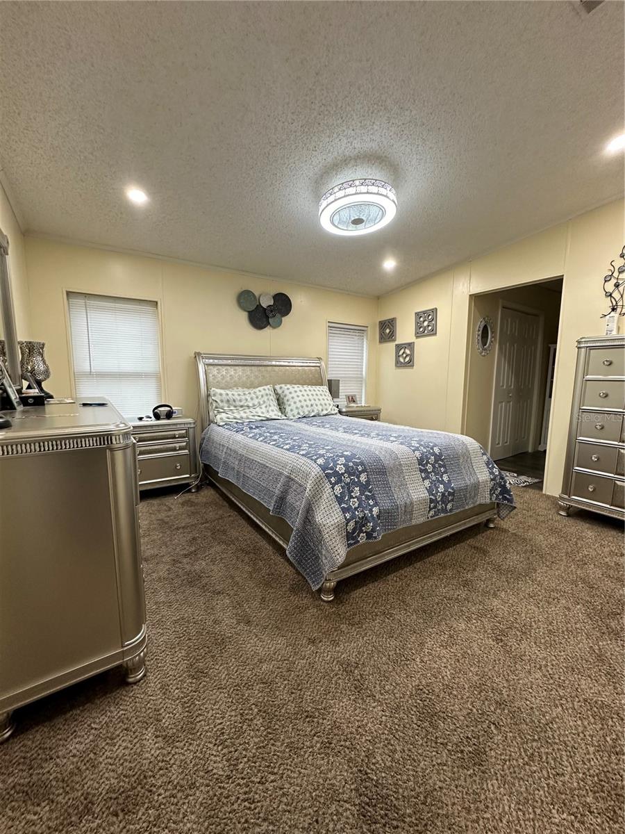 34948 REYNOLDS ST, DADE CITY, FL, 33523