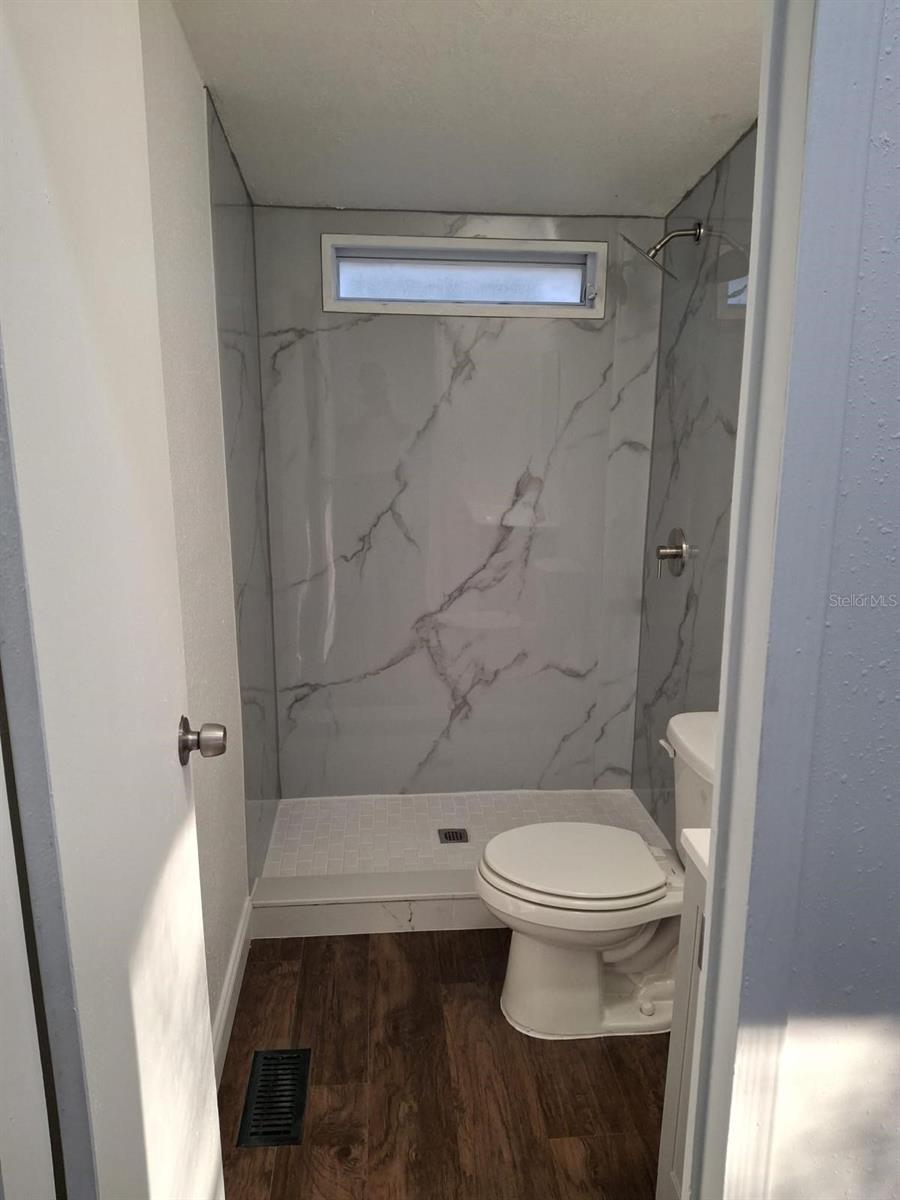 9910 NW 37TH CT, BRANFORD, FL, 32008