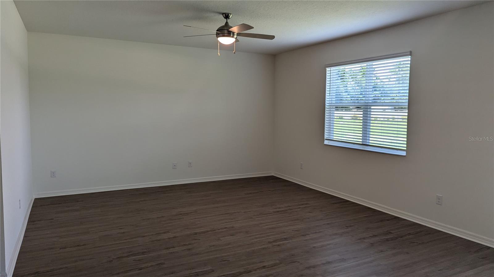 8061 LENNOX LOOP, WESLEY CHAPEL, FL, 33544