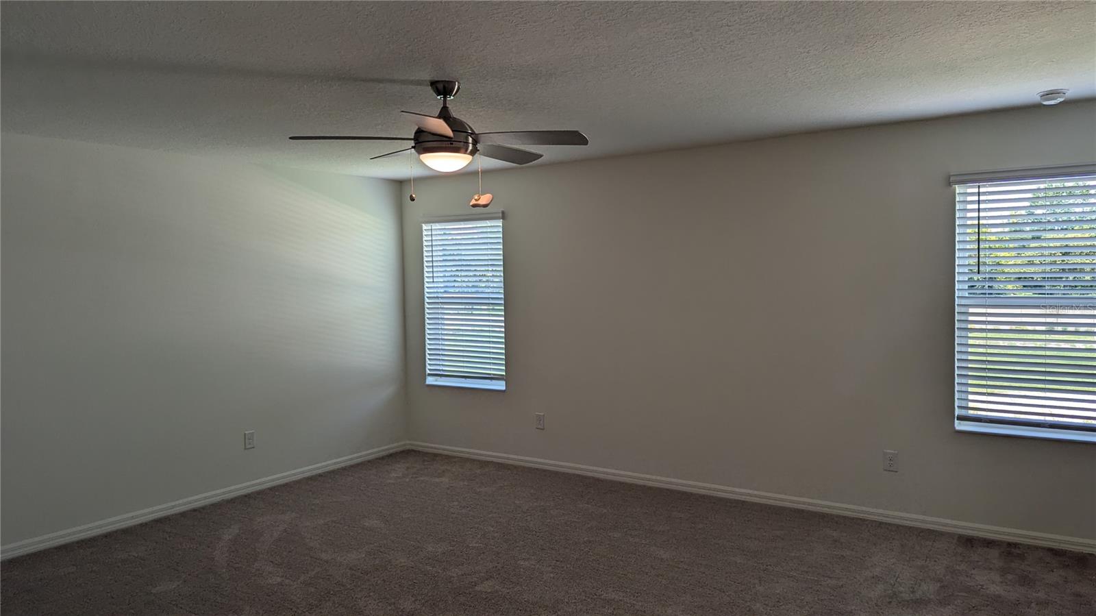 8061 LENNOX LOOP, WESLEY CHAPEL, FL, 33544