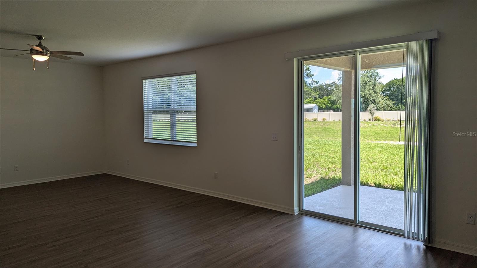 8061 LENNOX LOOP, WESLEY CHAPEL, FL, 33544