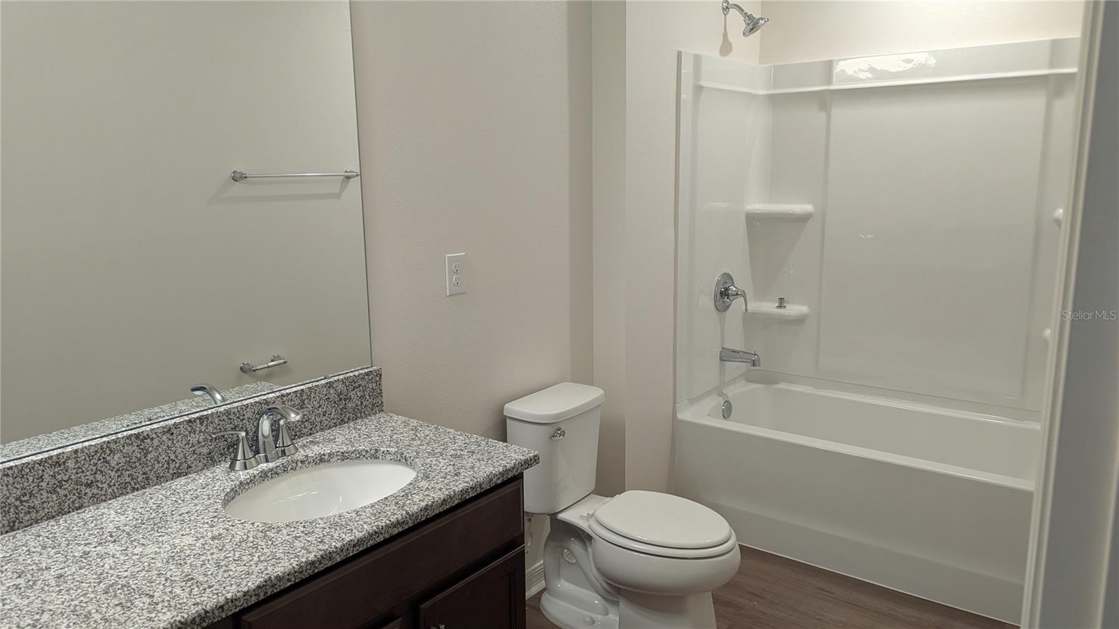8061 LENNOX LOOP, WESLEY CHAPEL, FL, 33544