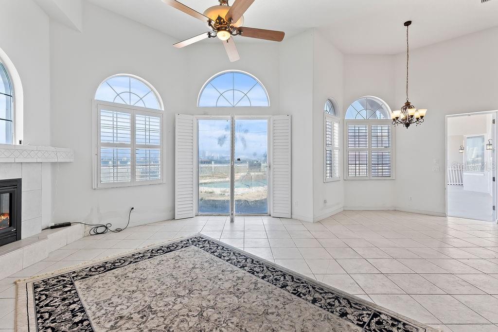 399 SILVER BEACH DR, DAYTONA BEACH, FL, 32117