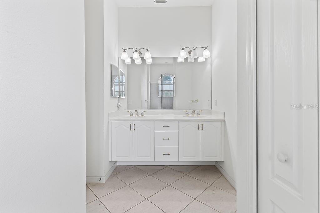 399 SILVER BEACH DR, DAYTONA BEACH, FL, 32117