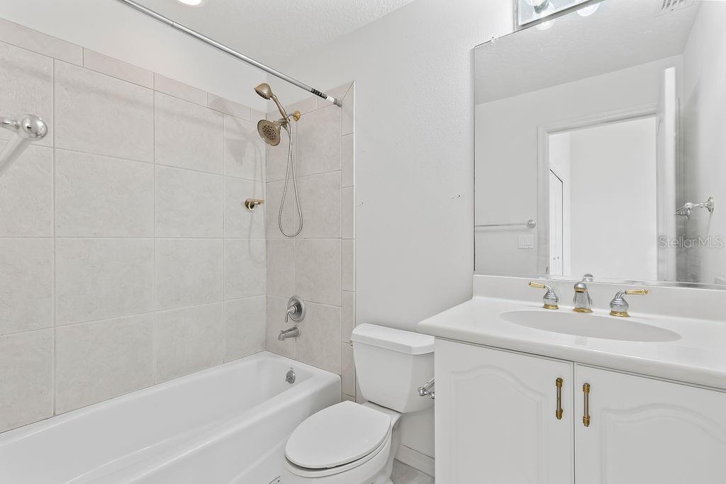 399 SILVER BEACH DR, DAYTONA BEACH, FL, 32117