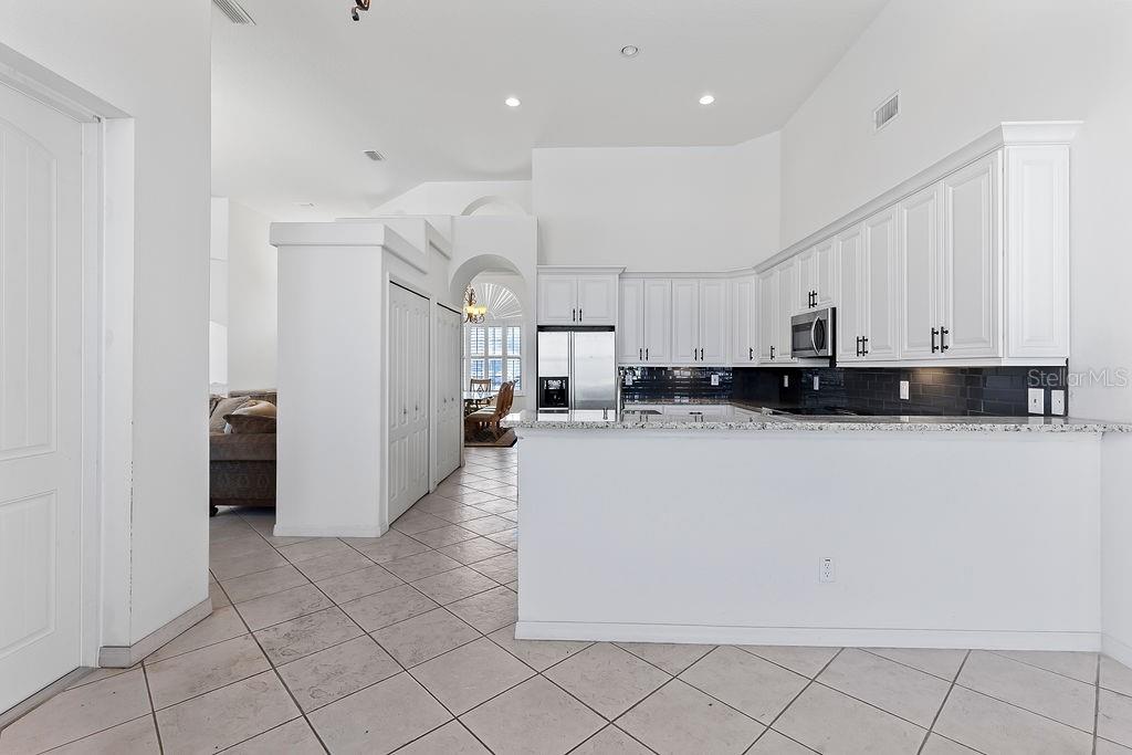 399 SILVER BEACH DR, DAYTONA BEACH, FL, 32117
