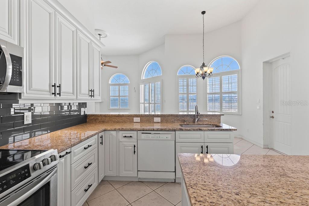 399 SILVER BEACH DR, DAYTONA BEACH, FL, 32117