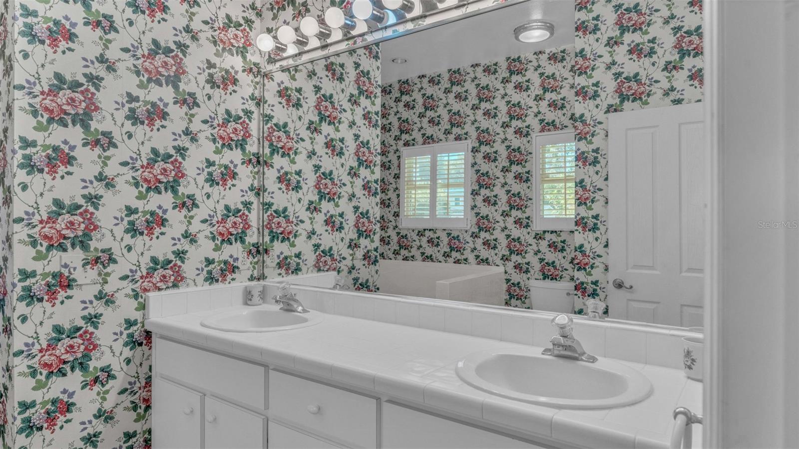3904 CHEVERLY DR E, LAKELAND, FL, 33813