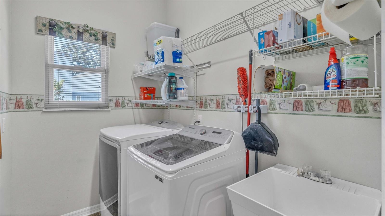 3904 CHEVERLY DR E, LAKELAND, FL, 33813