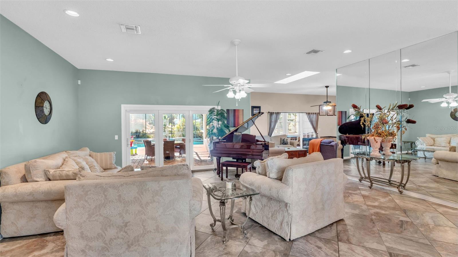 3904 CHEVERLY DR E, LAKELAND, FL, 33813