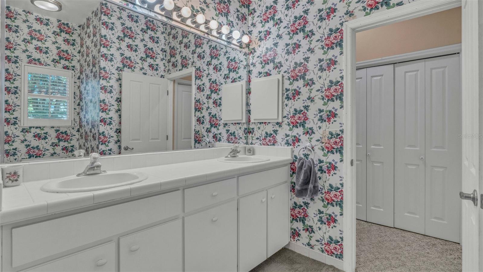 3904 CHEVERLY DR E, LAKELAND, FL, 33813