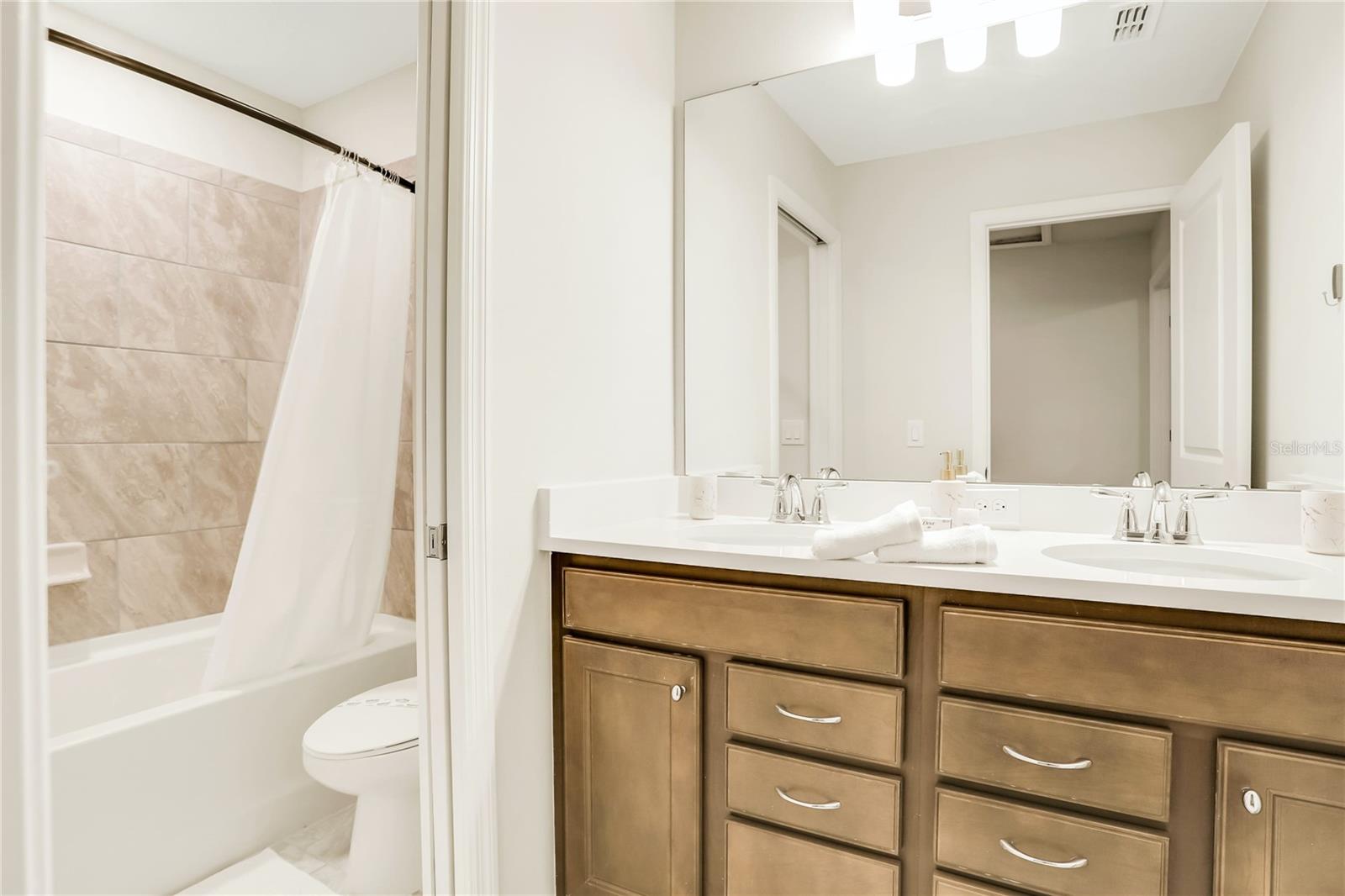 4353 LANA AVE, DAVENPORT, FL, 33897