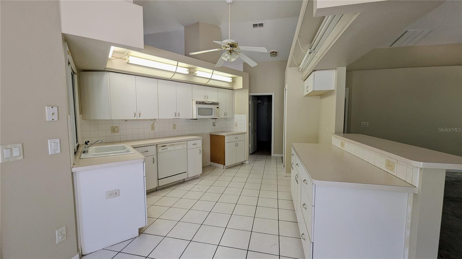 4686 N FICUS DR, BEVERLY HILLS, FL, 34465