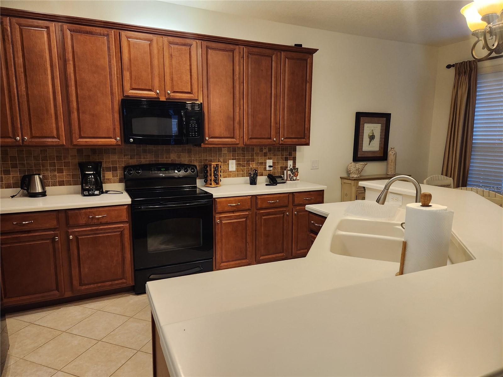 8119 VILLA GRANDE CT, SARASOTA, FL, 34243