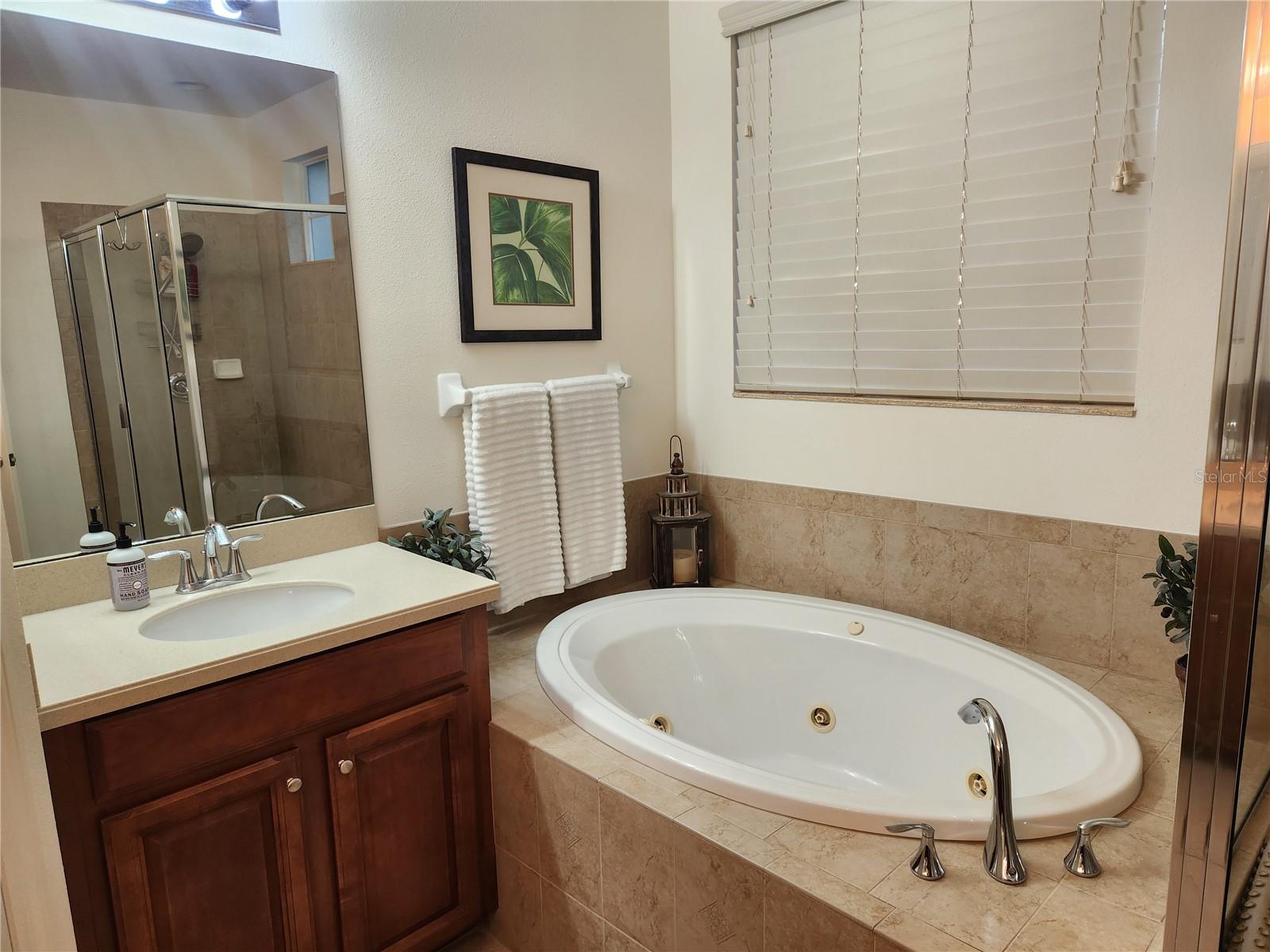 8119 VILLA GRANDE CT, SARASOTA, FL, 34243
