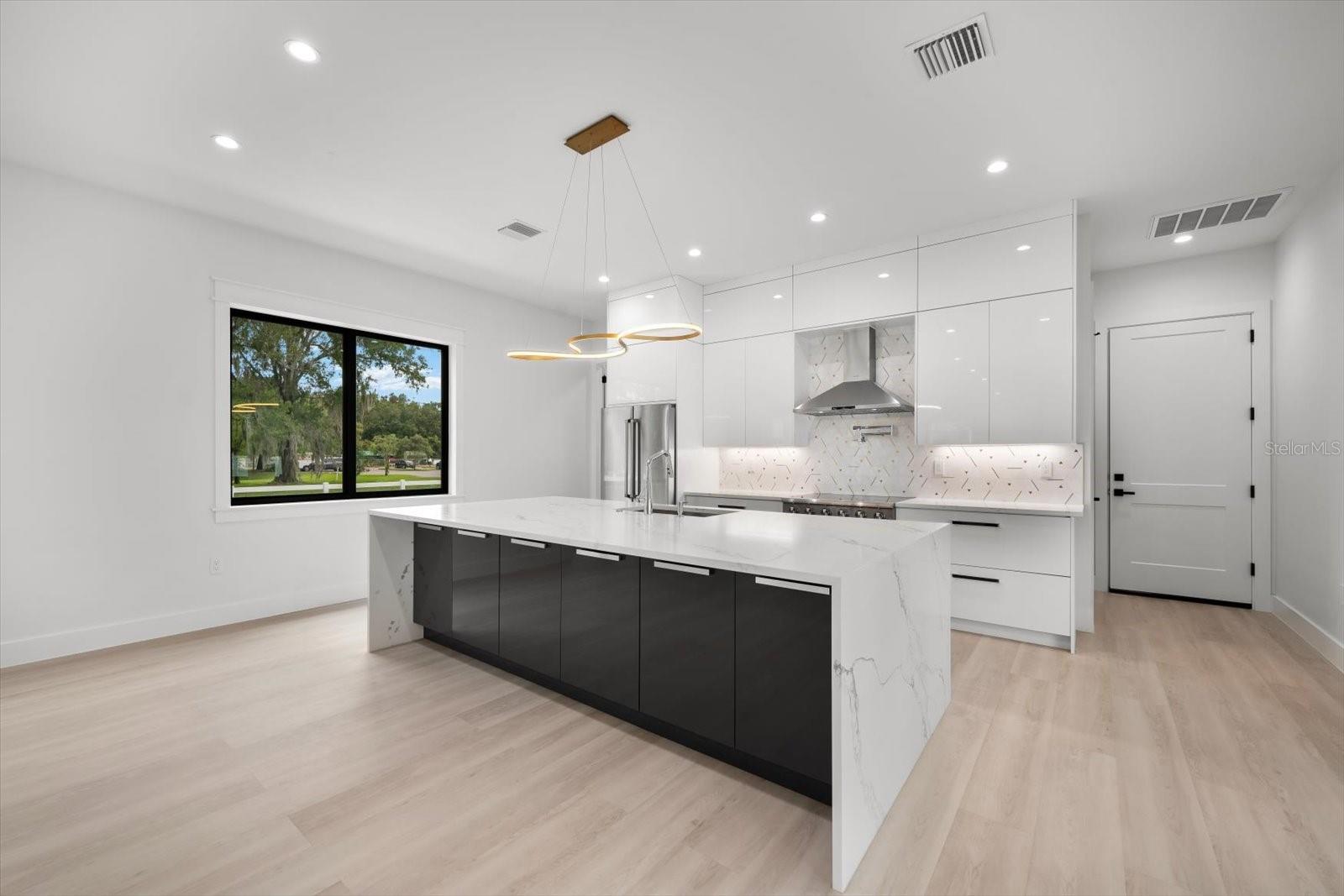 5341 LAKE PEARL CT, TAMPA, FL, 33625