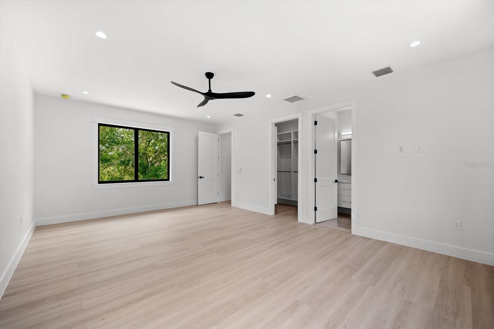 5341 LAKE PEARL CT, TAMPA, FL, 33625