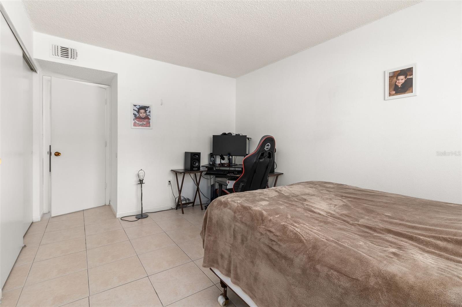 1130 N LAKE PARKER AVE #C129, LAKELAND, FL, 33805