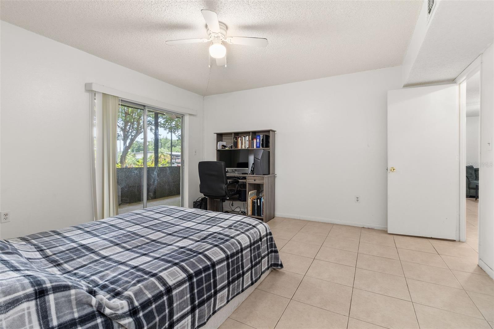 1130 N LAKE PARKER AVE #C129, LAKELAND, FL, 33805