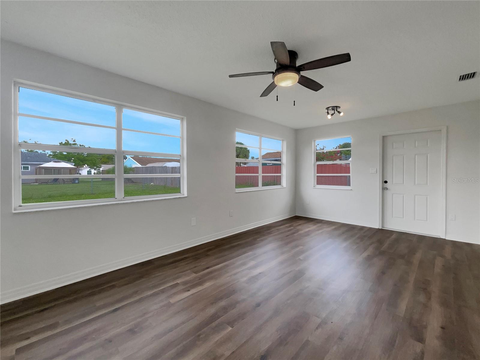 8188 SAN JACINTO AVE, NORTH PORT, FL, 34287