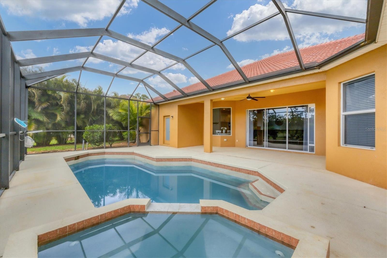 5275 ROYAL POINCIANA WAY, NORTH PORT, FL, 34291