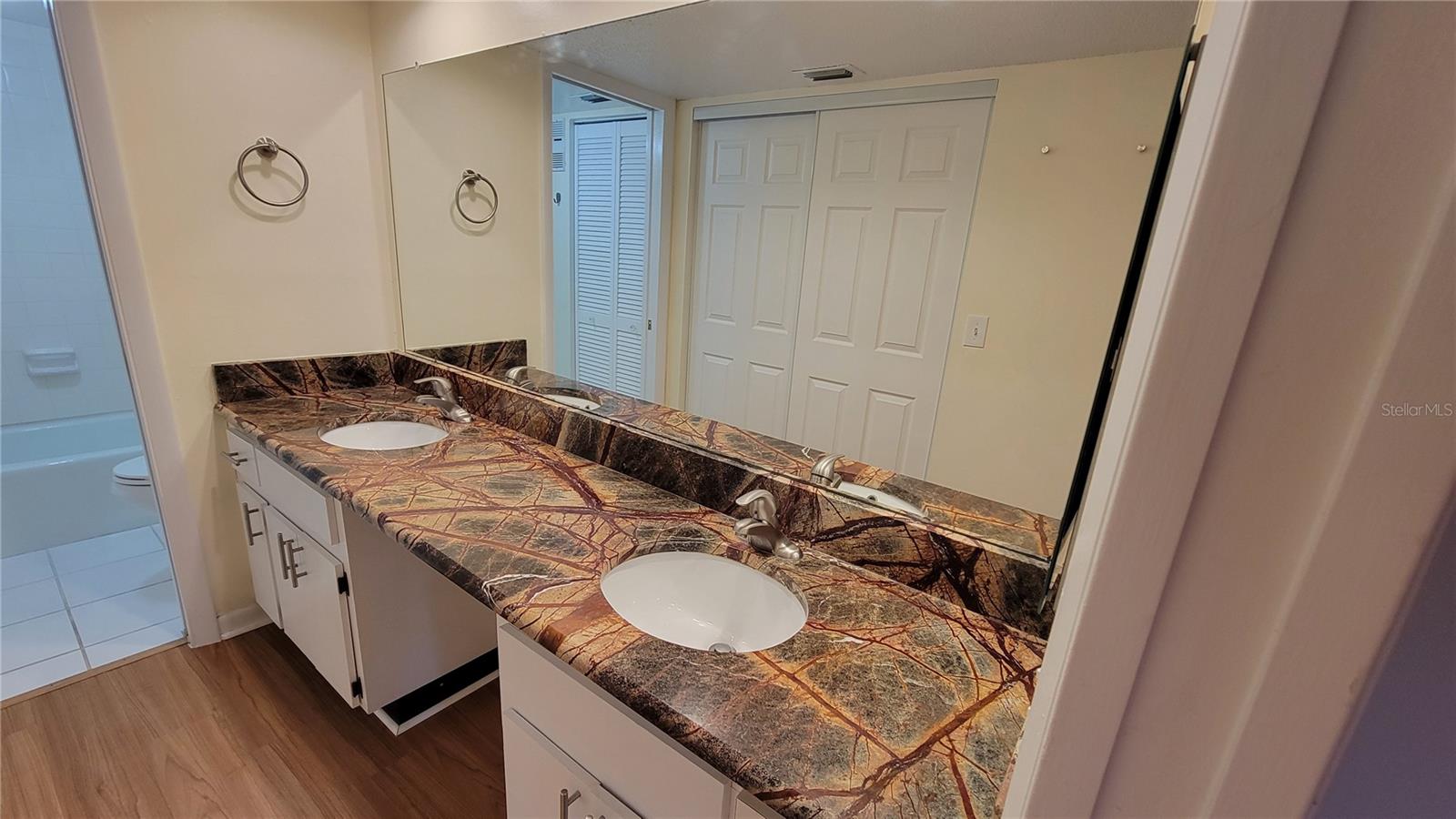 225 COUNTRY CLUB WAY #F1303, LARGO, FL, 33771