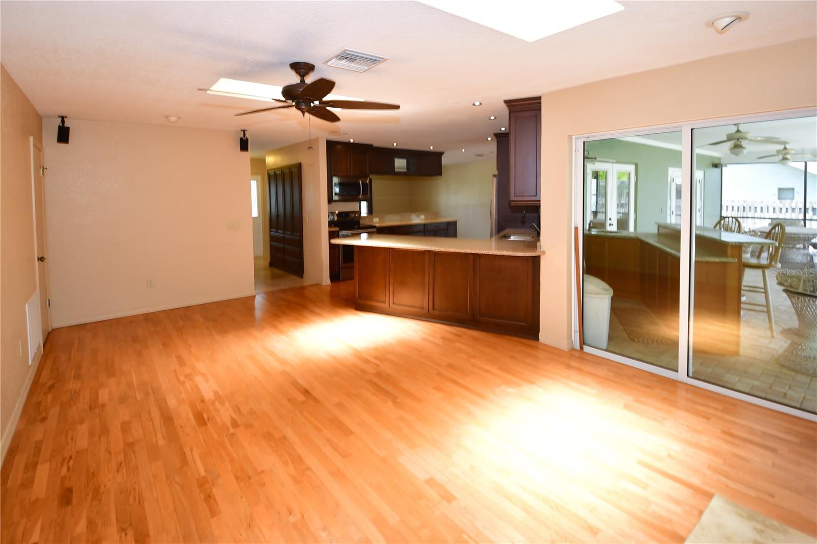 10799 HARBORSIDE DR, LARGO, FL, 33773