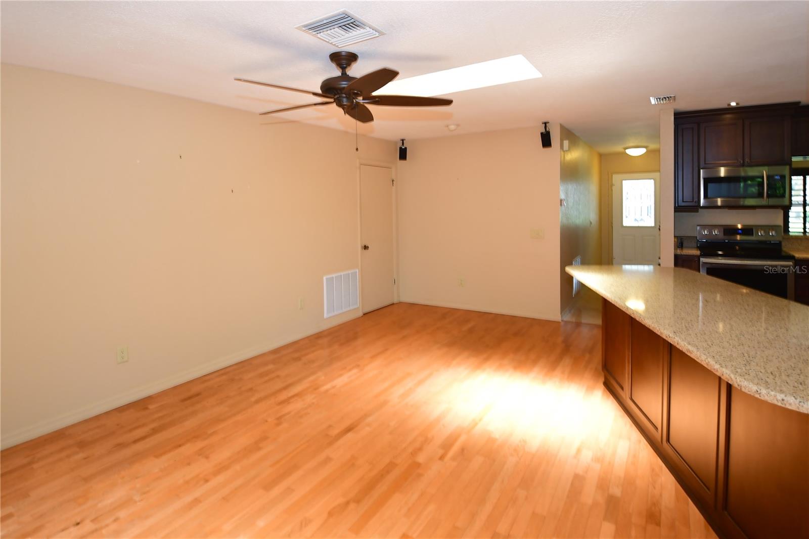 10799 HARBORSIDE DR, LARGO, FL, 33773