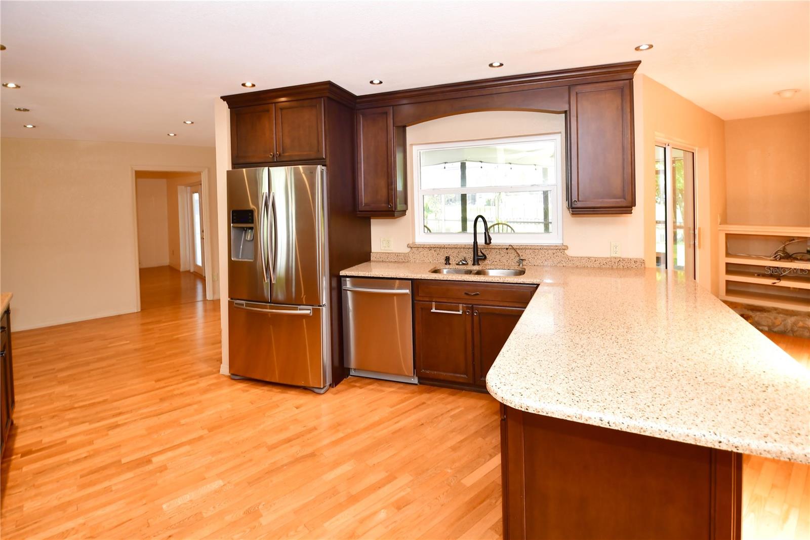 10799 HARBORSIDE DR, LARGO, FL, 33773