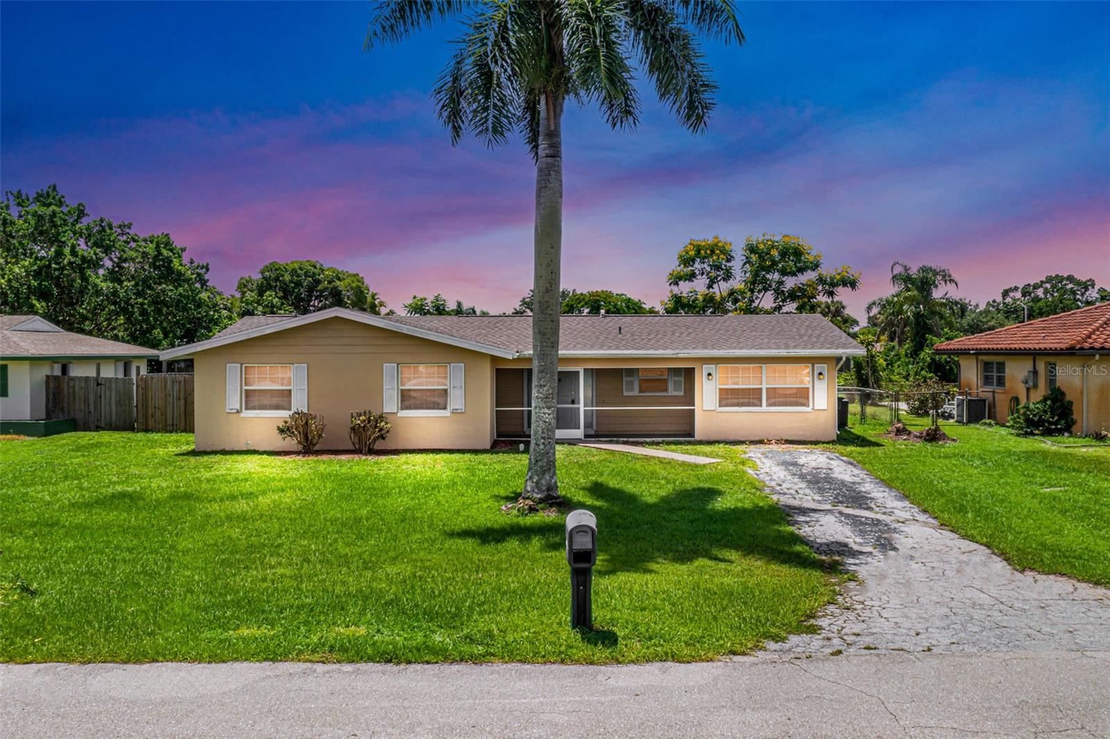 1662 S MAYFAIR RD, FORT MYERS, FL, 33919