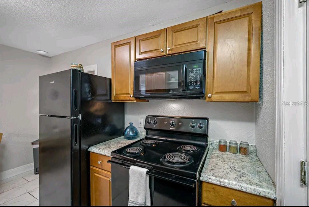 3013 W IVY ST #B, TAMPA, FL, 33607