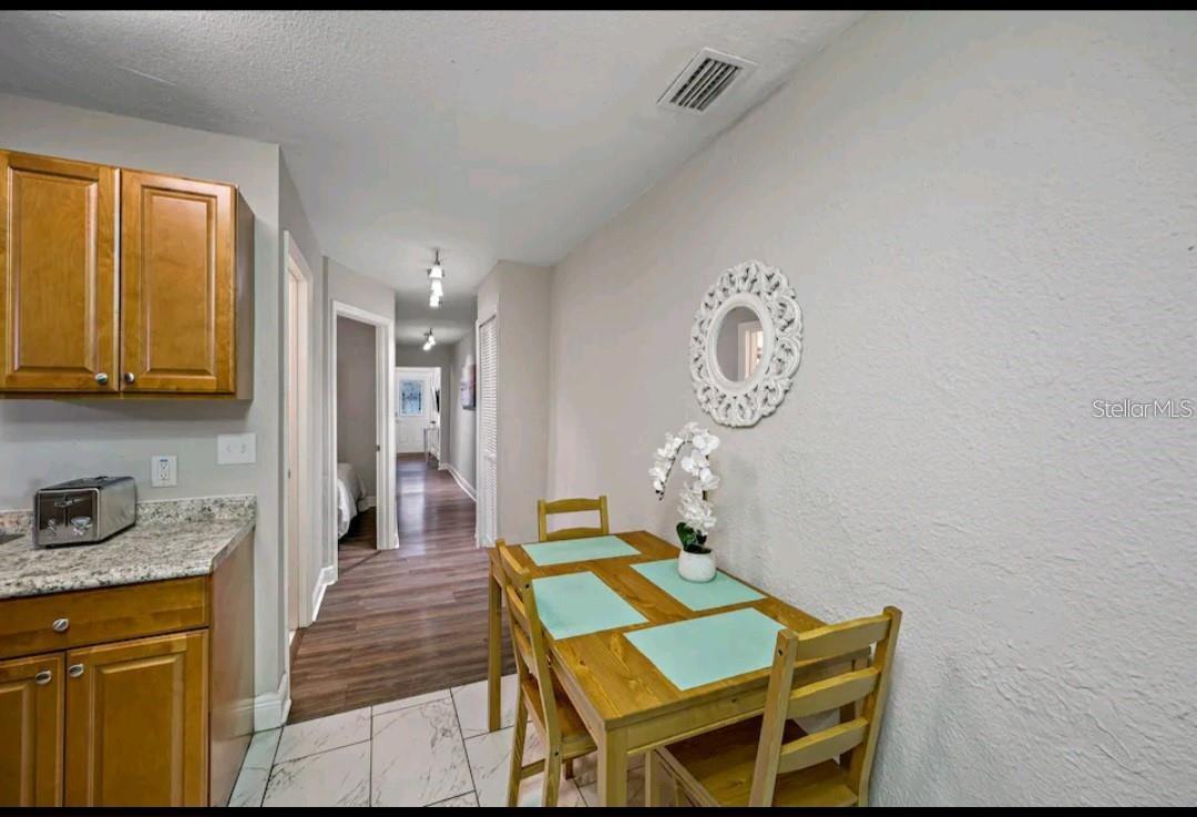 3013 W IVY ST #B, TAMPA, FL, 33607