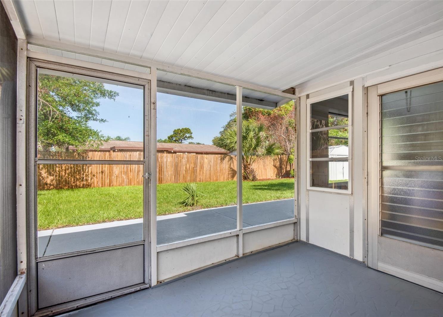 1037 CHELSEA LN, HOLIDAY, FL, 34691