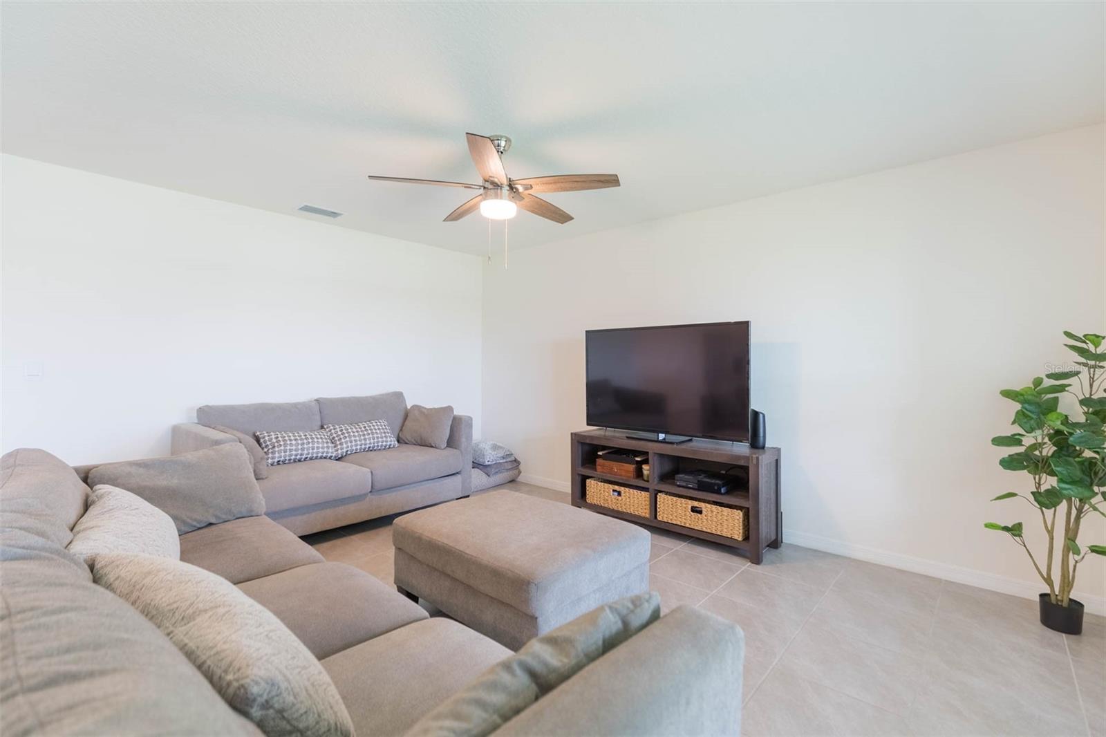 810 ACE OUTLAW AVE, RUSKIN, FL, 33570
