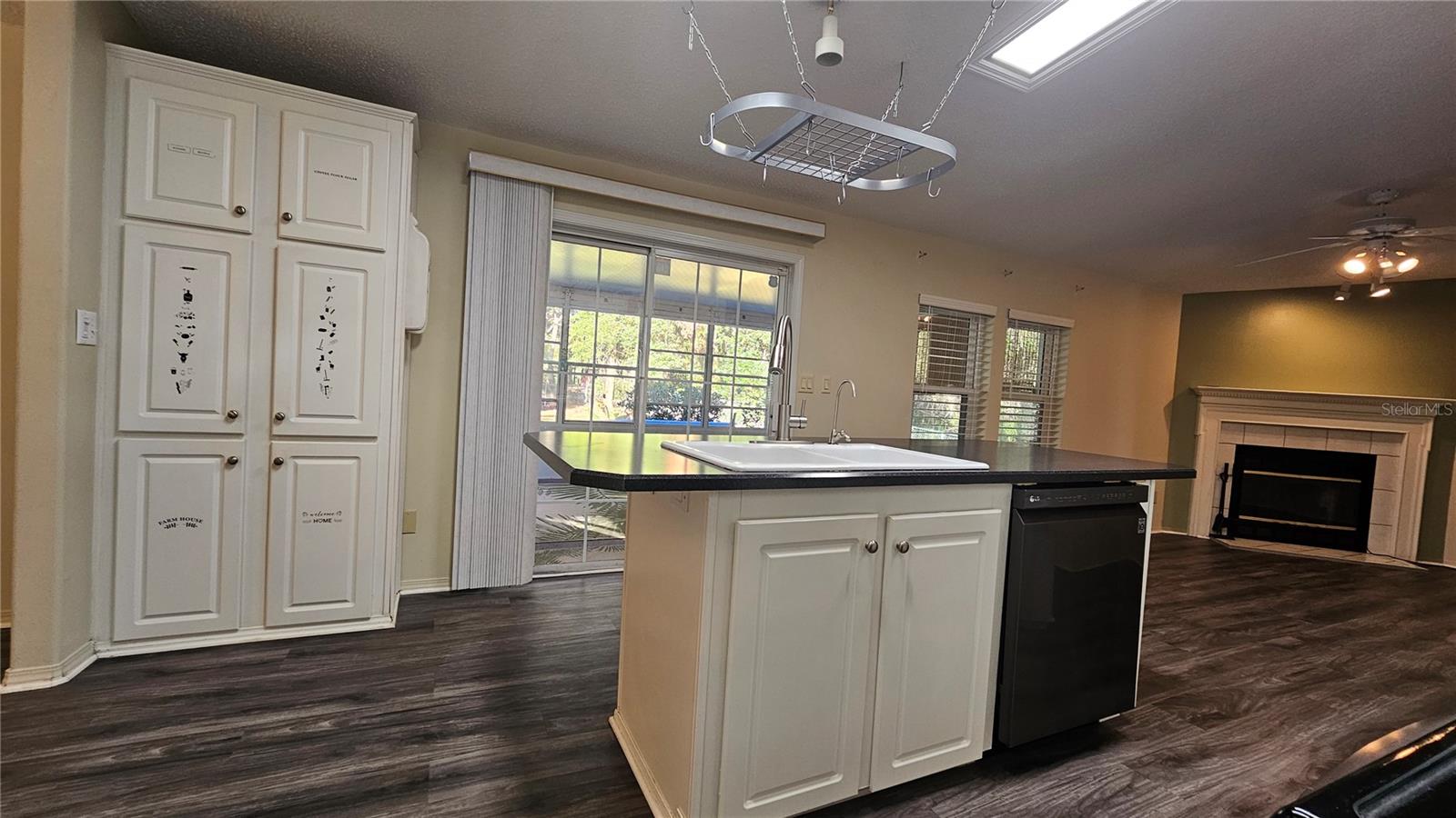 8031 NW 171ST PL, FANNING SPRINGS, FL, 32693