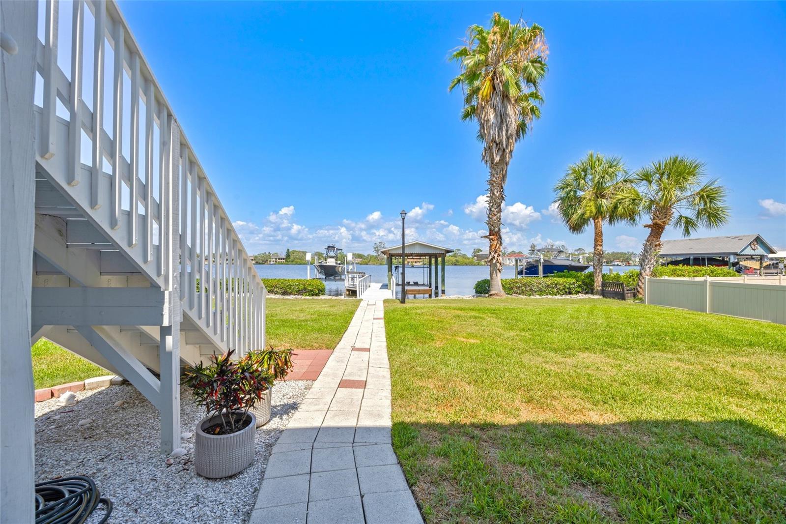 644 BAYSHORE DR, TARPON SPRINGS, FL, 34689