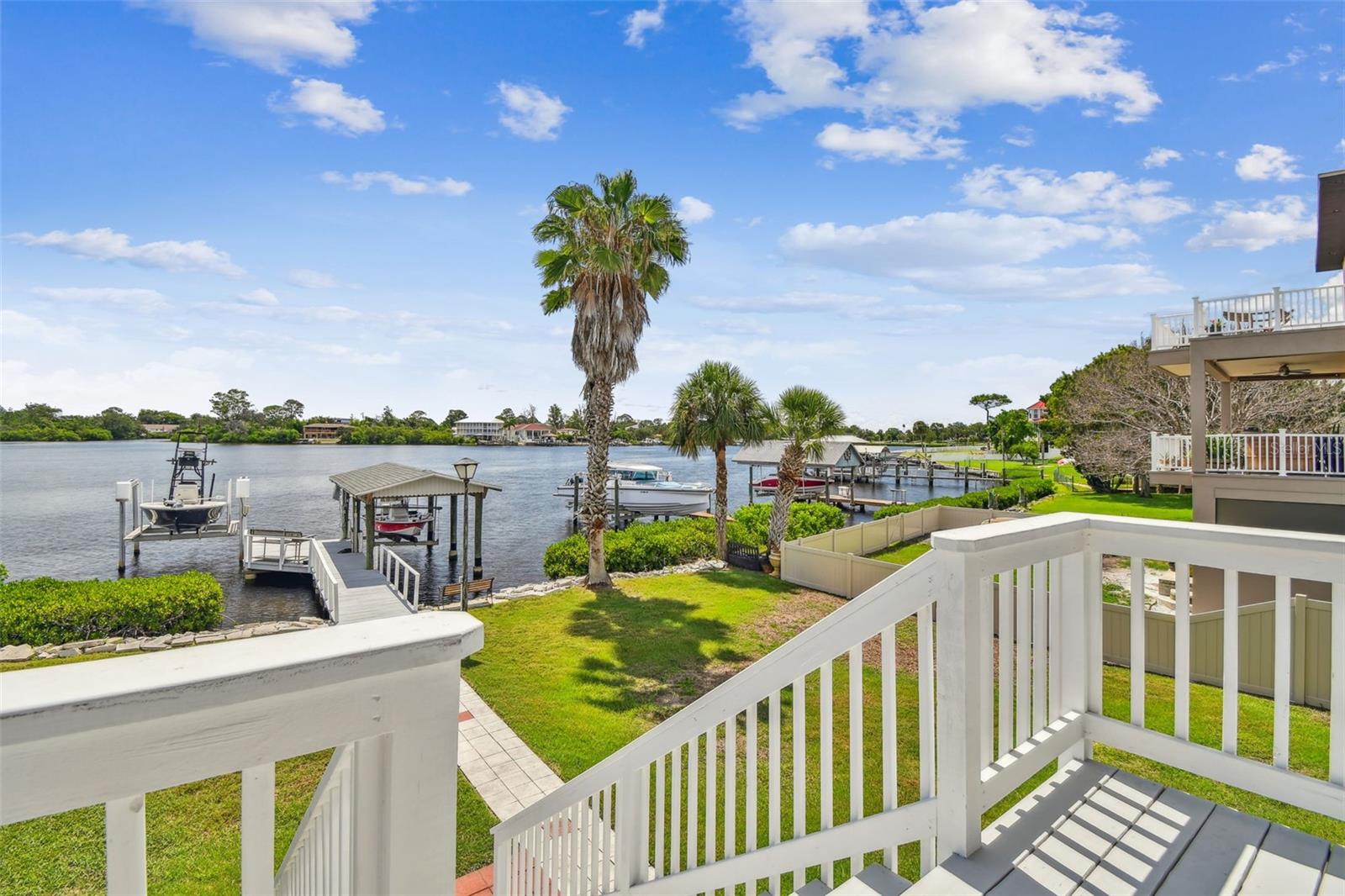 644 BAYSHORE DR, TARPON SPRINGS, FL, 34689