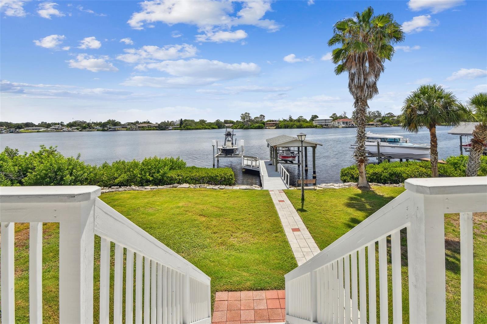 644 BAYSHORE DR, TARPON SPRINGS, FL, 34689