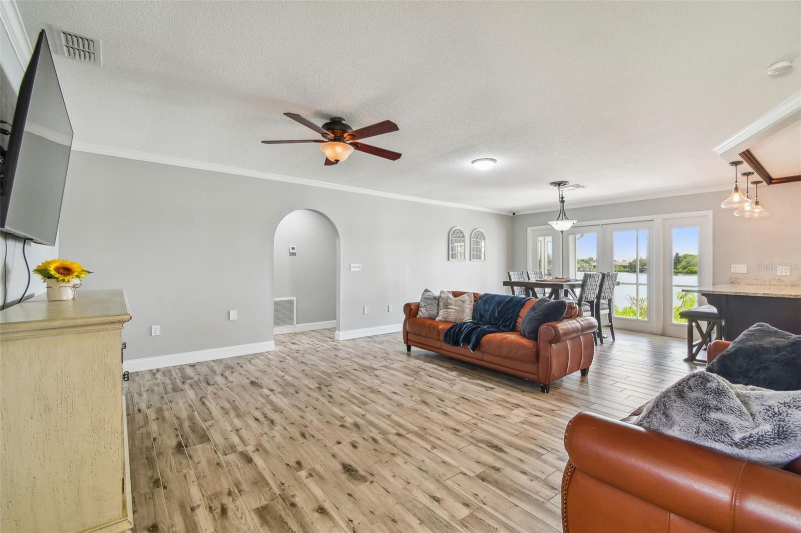 644 BAYSHORE DR, TARPON SPRINGS, FL, 34689