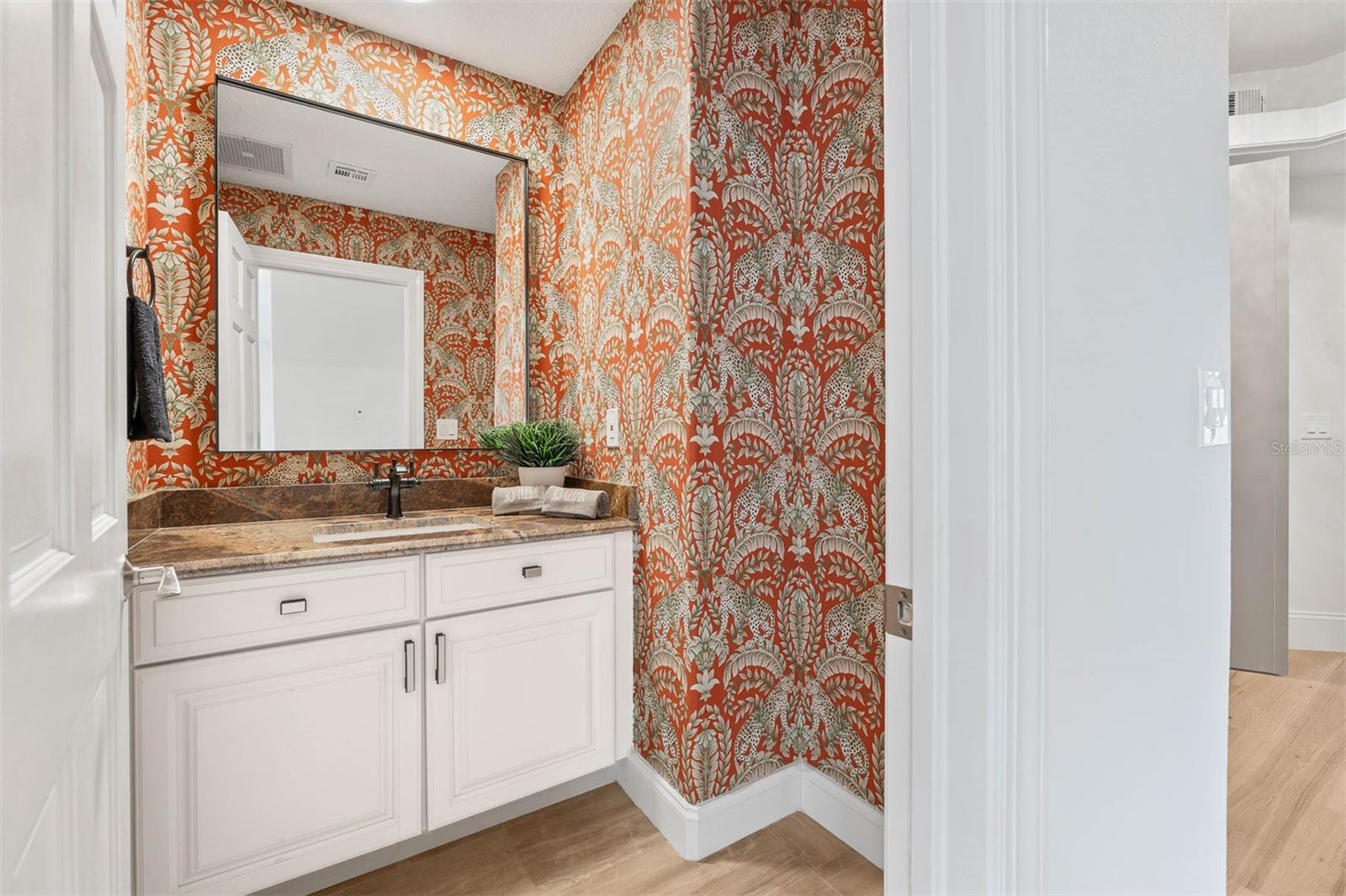 1110 W IVANHOE BLVD #3, ORLANDO, FL, 32804