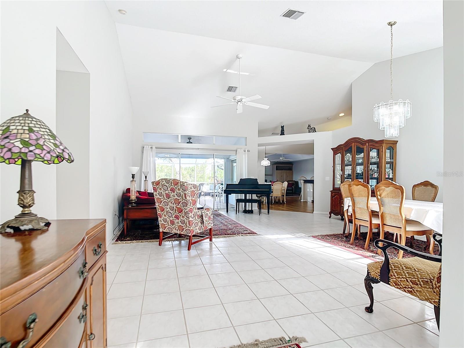 490 LAKE OF THE WOODS DR, VENICE, FL, 34293