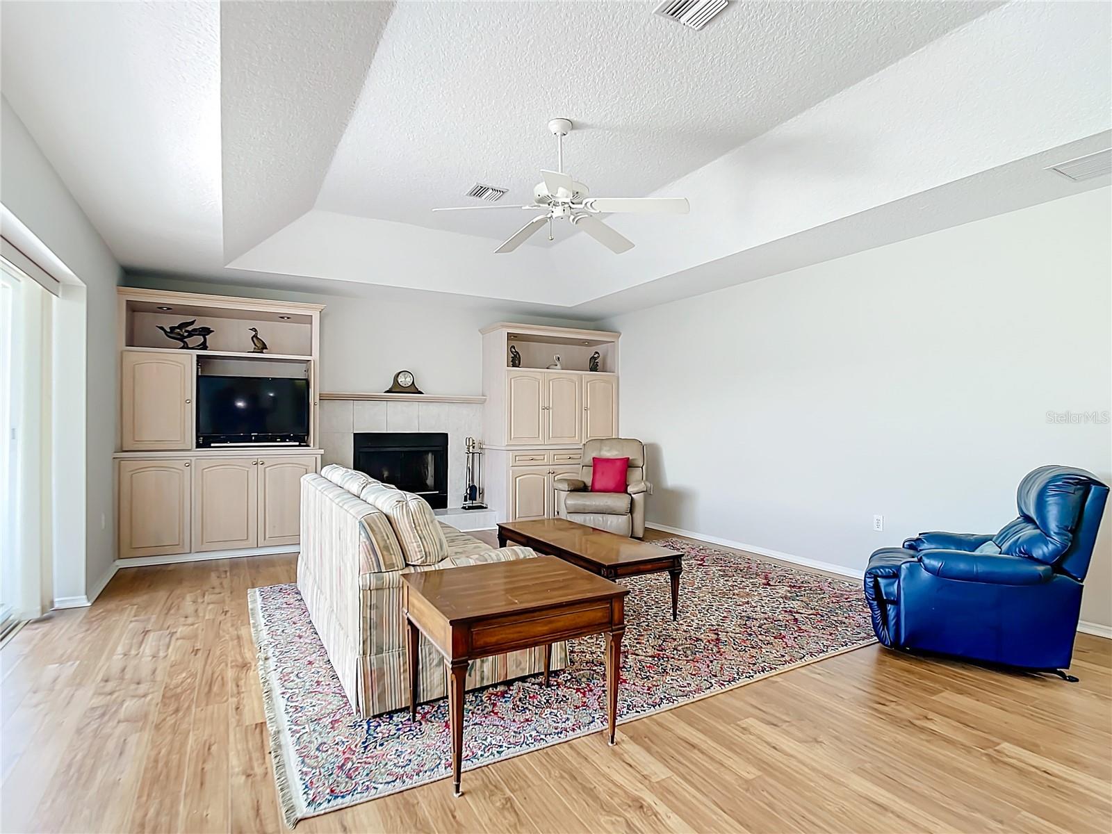 490 LAKE OF THE WOODS DR, VENICE, FL, 34293