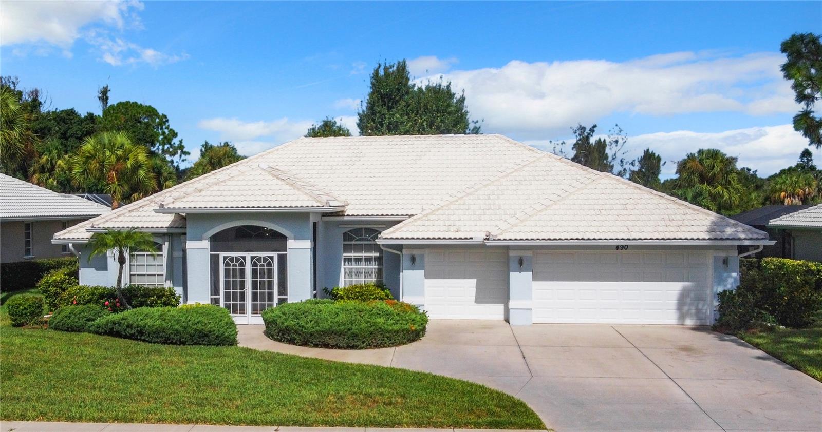 490 LAKE OF THE WOODS DR, VENICE, FL, 34293