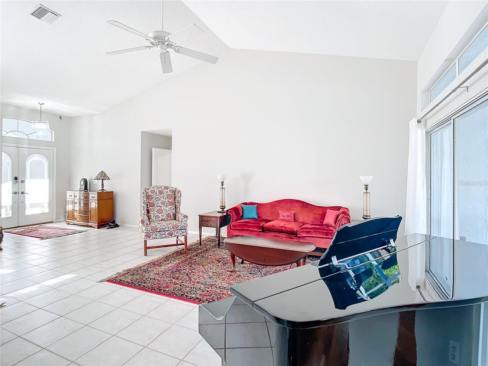 490 LAKE OF THE WOODS DR, VENICE, FL, 34293