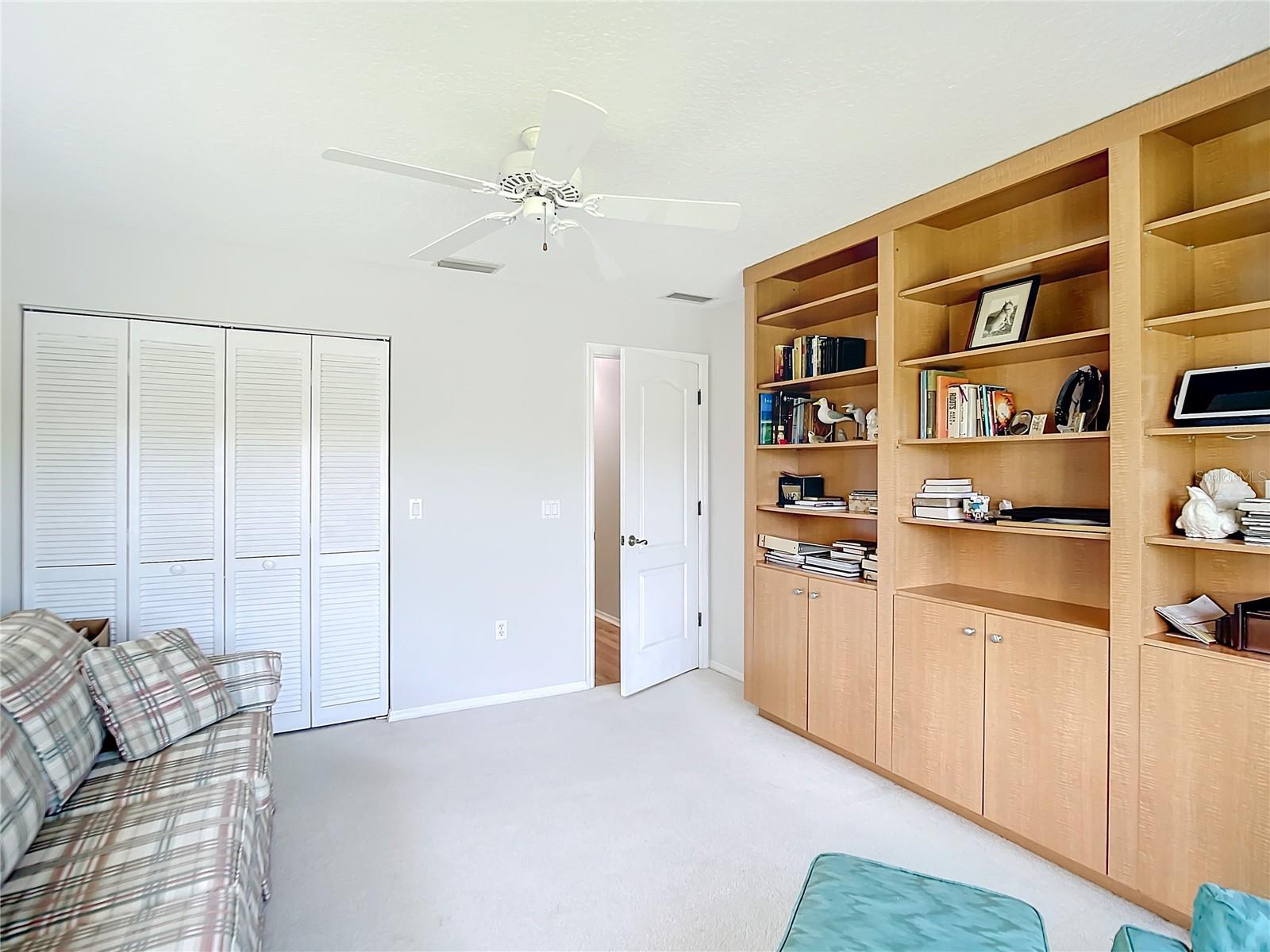 490 LAKE OF THE WOODS DR, VENICE, FL, 34293