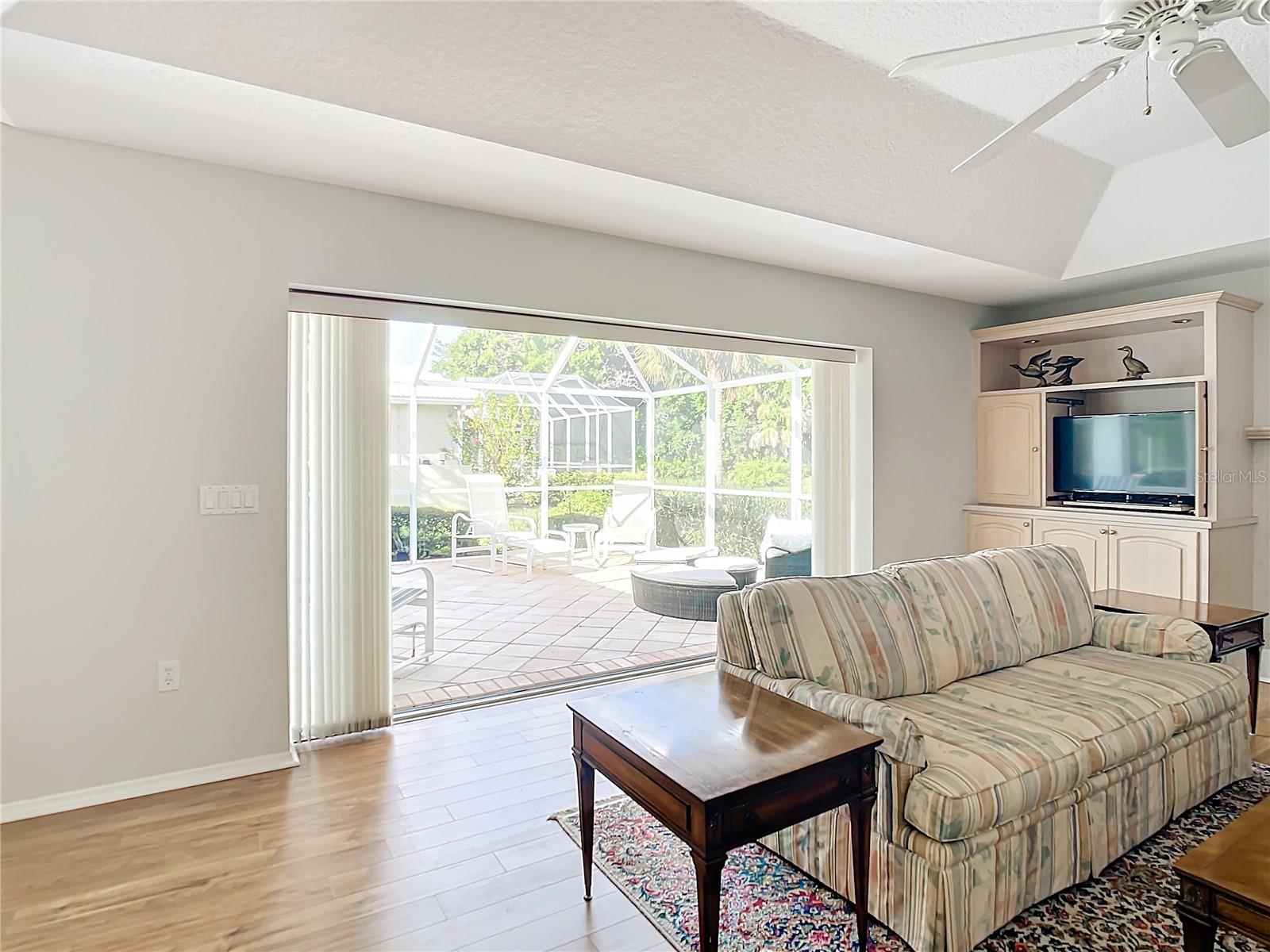 490 LAKE OF THE WOODS DR, VENICE, FL, 34293