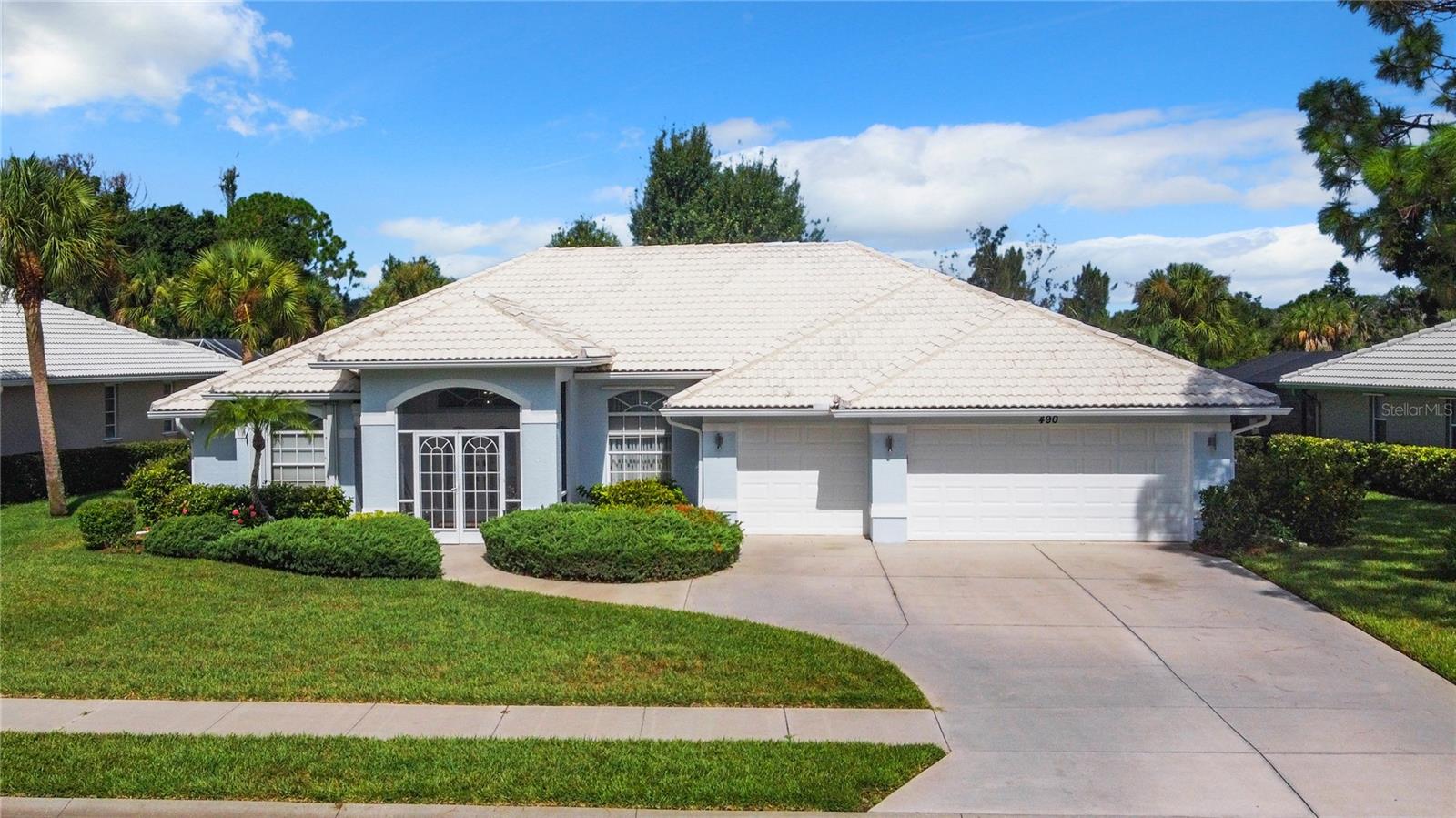 490 LAKE OF THE WOODS DR, VENICE, FL, 34293